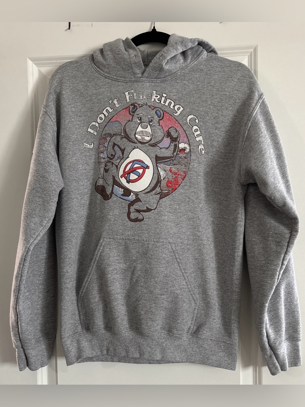 Grunt Style “I don’t f***ing care” carebear hoodie sz:small